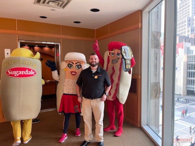 team-with-hot-dog-mascots
